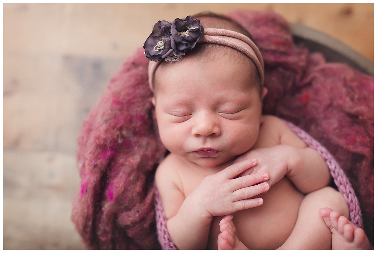 Evansville-Newborn-Photographer_0925.jpg