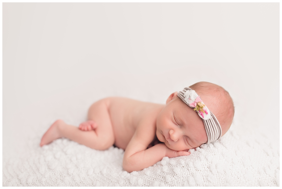 Evansville-Newborn-Photographer_0967.jpg