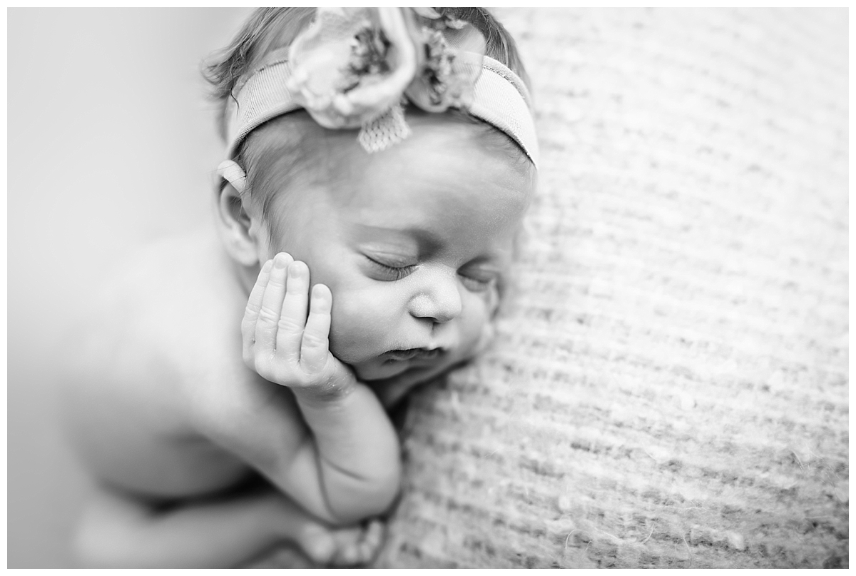 Evansville-Newborn-Photographer_0978.jpg