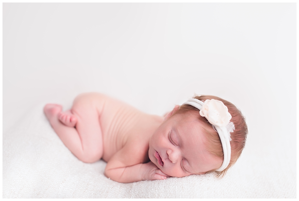 Evansville-Newborn-Photographer_0983.jpg