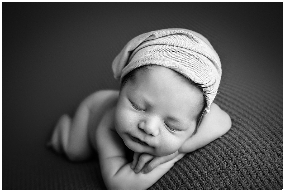 Evansville-Newborn-Photographer_1468.jpg